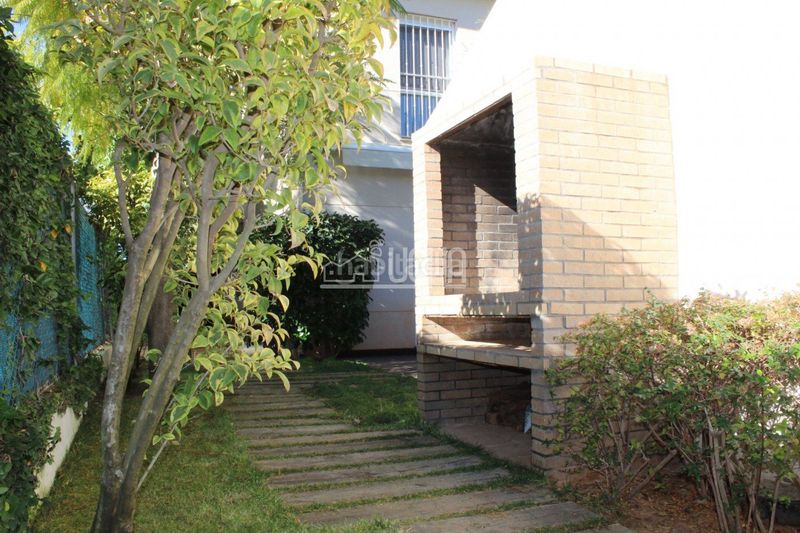 Foto 0d8bfbf0-cee3-47a3-81d6-e01643680d57. Miete doppelhaus mit heizung parking pool in Torre en Conill-Cumbres de San Antonio Bétera