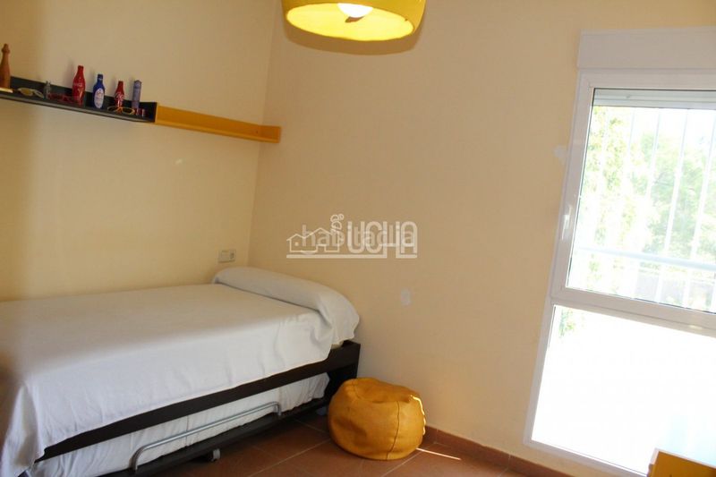 Foto 15a79a17-29b5-4383-a60a-270b35cf1515. Miete doppelhaus mit heizung parking pool in Torre en Conill-Cumbres de San Antonio Bétera