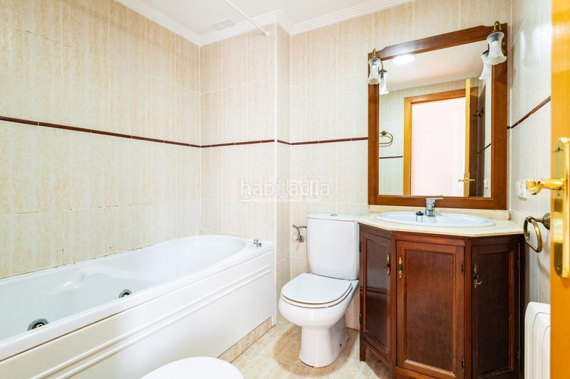 Foto d535a6bb-b9dd-4773-a0df-9f6525fcb603. Casa adossada amb aparcament a Mas Camarena Bétera