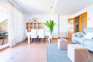 Miete Etagenwohnung  Calle pinsa
