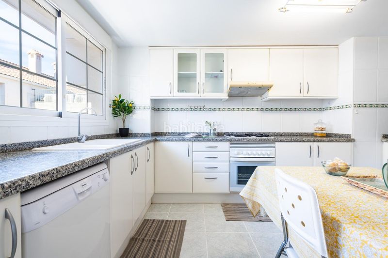 Foto d48f6f84-db0b-48c2-811d-ab72dfed91b9. Rent flat with heating parking in Torre en Conill-Cumbres de San Antonio Bétera