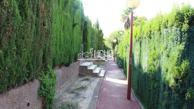 Foto 75c4132d-63ec-4b55-b55d-e7625d77a5d0. Casa adossada amb calefacció aparcament piscina a Bétera
