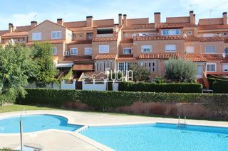 Semi detached house  Calle rosaleda 1 pta. Adosado en mas camarena