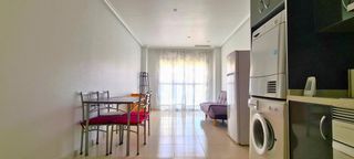 Lloguer Pis  Calle blas valero. Apartamento de 1 dormitorio en pleno centro.