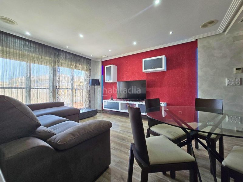 Foto cba4999a-9c23-4a51-8538-3486a571586d. Rent flat with heating parking in El Toscar Elche / Elx