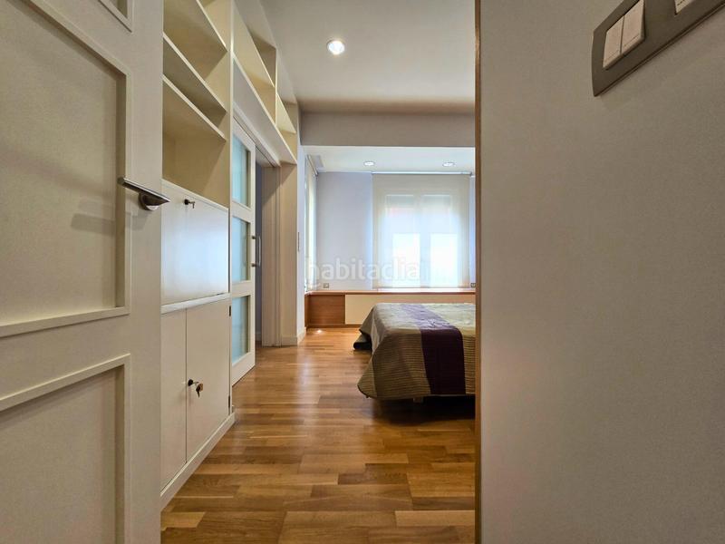 Foto 49cb254a-4fe3-4ef4-b8b5-61e9d224c845. Alquiler piso alquiler vivienda Centro. en Centro Elche / Elx
