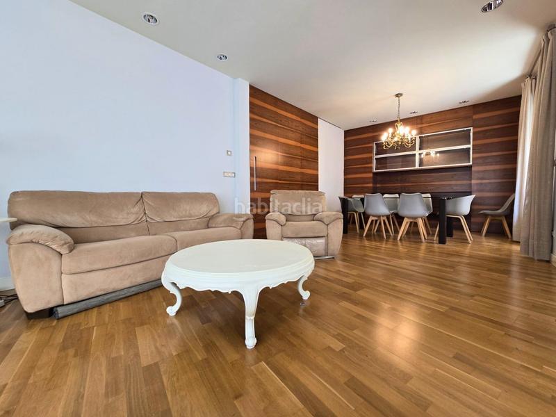 Foto 9a1190c1-aca0-42f0-b52d-cea5b9e371d7. Alquiler piso alquiler vivienda Centro. en Centro Elche / Elx