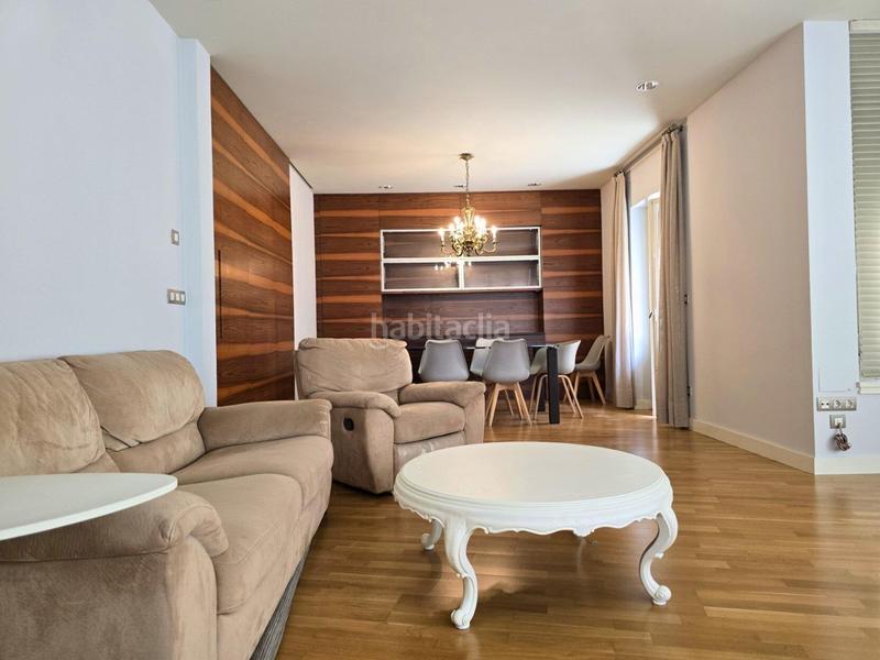 Foto b0fbc364-199c-448c-80b5-41c419ce118a. Alquiler piso alquiler vivienda Centro. en Centro Elche / Elx