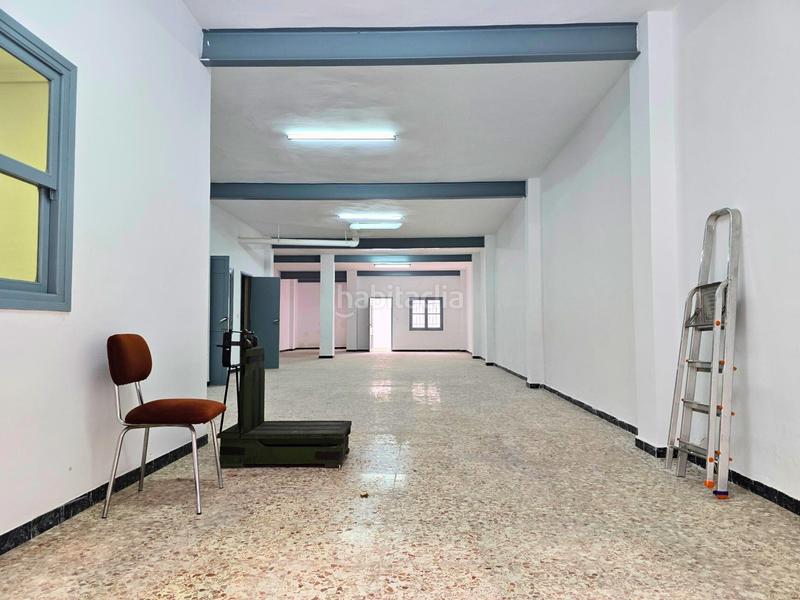 Foto 523063b4-007a-4290-b12a-68a1419eb7e3. Lloguer local comercial a Plaza Crevillente - Antiguos Juzgados - El Asilo Elche / Elx