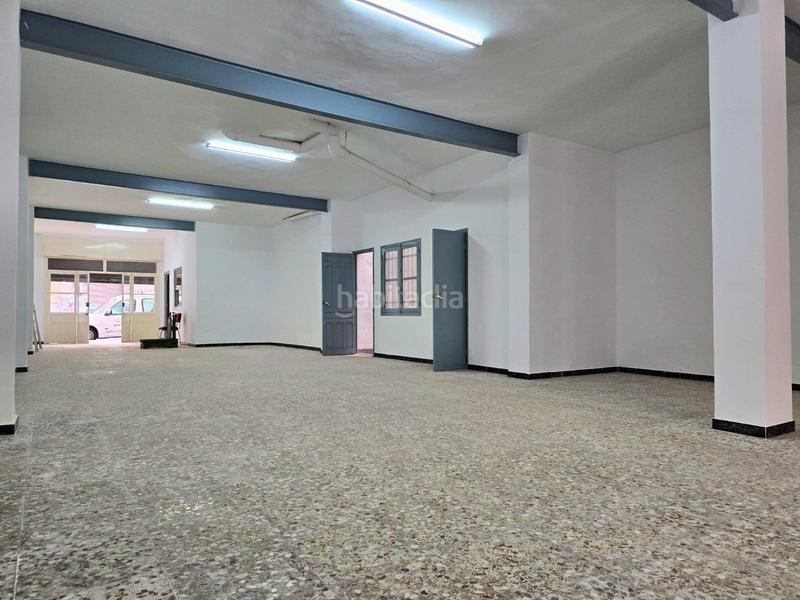 Foto 5dce0034-12e9-4f6e-8c2f-c5ce35350b38. Lloguer local comercial a Plaza Crevillente - Antiguos Juzgados - El Asilo Elche / Elx