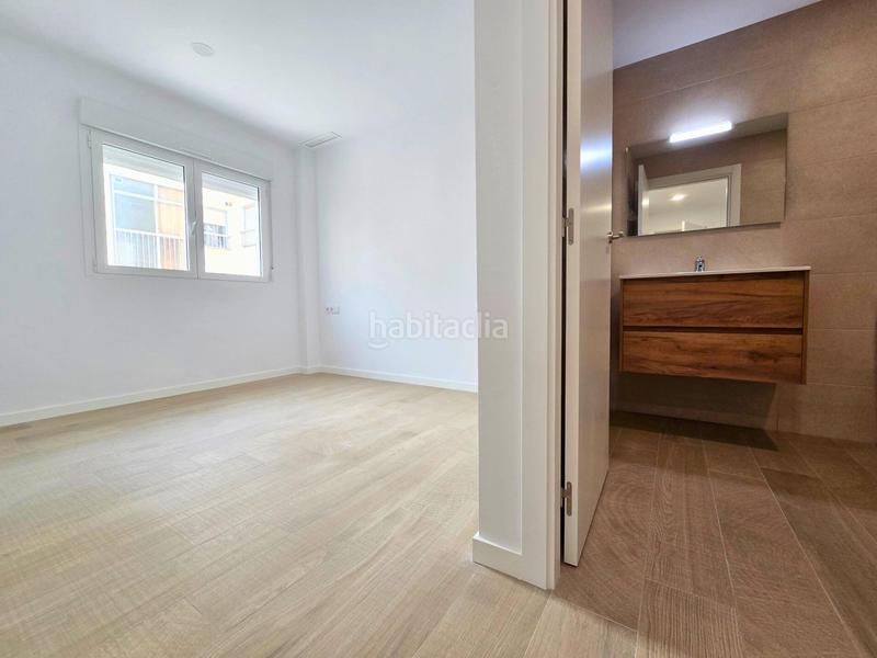 Foto 4ed1c1d4-195f-477e-9b5f-76268f3e25b8. Location appartement dans calle espronceda 9 dans Sector V Elche / Elx