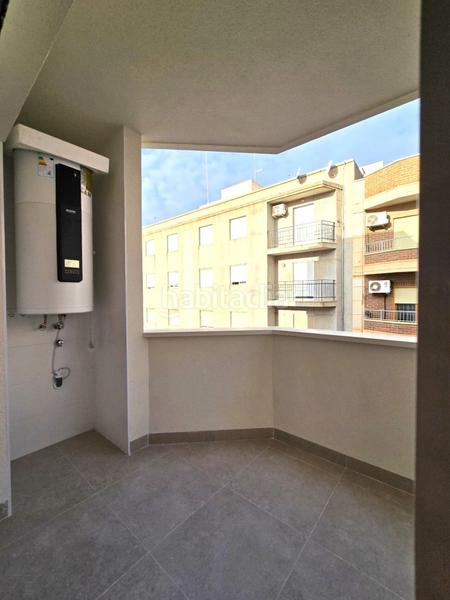 Foto 61eefbd1-575b-4463-a2d2-3289cb8622a8. Location appartement dans calle espronceda 9 dans Sector V Elche / Elx