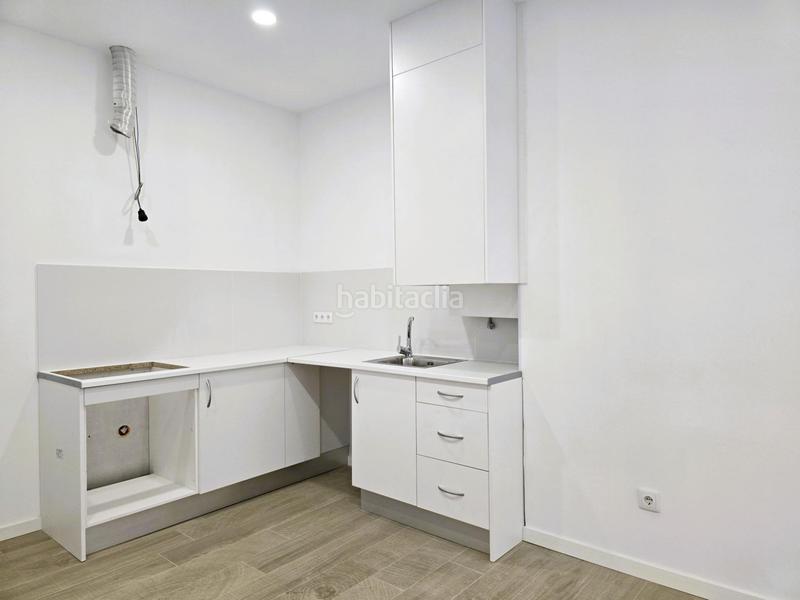 Foto f821e36d-d0e4-4552-a047-06957dfb1b13. Affitto appartamento in calle espronceda 9 in Sector V Elche / Elx