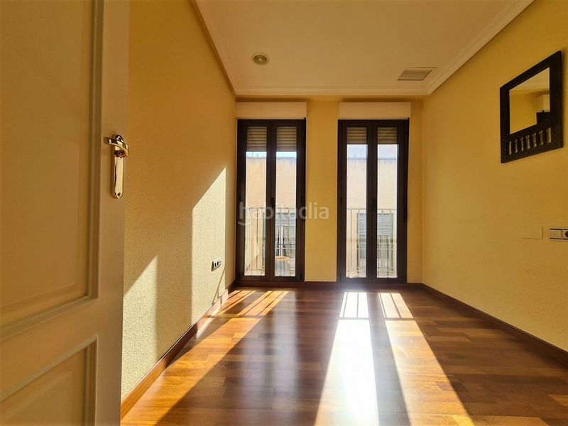 Foto 2576380c-d309-4765-b3e8-1ce5c7a9744e. Rent flat in Centro Elche / Elx