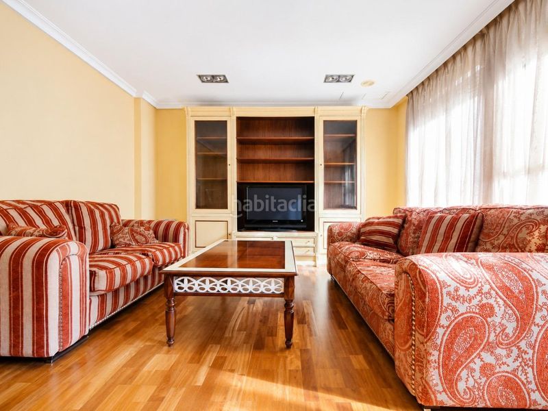 Foto 531391c8-1317-4157-91dc-0f21c3923c79. Rent flat with heating in Centro Elche / Elx
