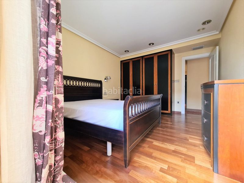 Foto 79cb421a-add0-4716-ad49-dc79d8bf6a18. Rent flat in Centro Elche / Elx