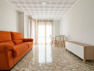 Miete Etagenwohnung in Pont Nou - Corazón de Jesús. Alquiler vivienda 2 dormitorios
