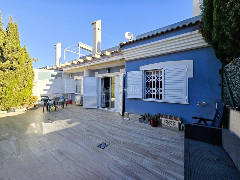Foto 6ce1e340-5372-4830-83a1-57d01722a20c. Xalet amb piscina a Centro Santa Pola