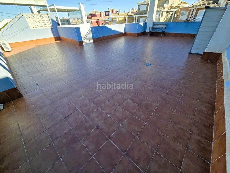 Foto d8723a06-c206-4195-bc59-25fabb868282. Xalet amb piscina a Centro Santa Pola