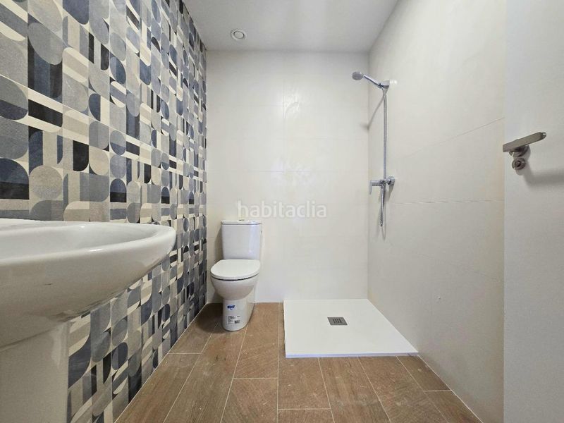 Foto f0a9d331-05b6-48e5-92b2-976d1a9f584a. Rent flat in Sector V Elche / Elx