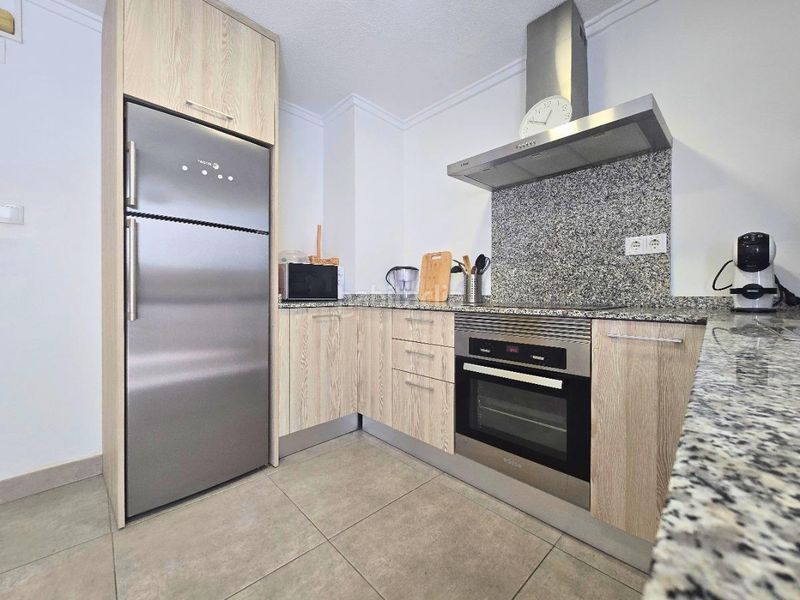 Foto 512d05af-b64c-4b1a-9148-e1cdf92be4e8. Rent flat in Centro Elche / Elx