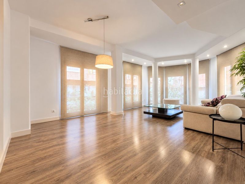 Foto 53748154-f978-4a96-a06e-95fe68f00e23. Alquiler piso alquiler pleno centro si buscas comodidad, ésta es tu casa. en Elche / Elx