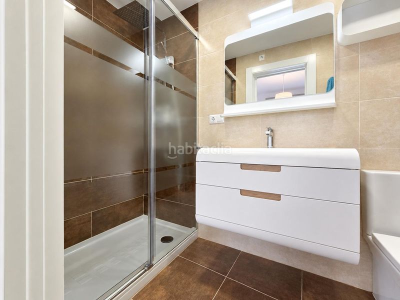 Foto a156c8e4-2e5f-4a16-a2bd-88a17dfae23c. Alquiler piso alquiler pleno centro si buscas comodidad, ésta es tu casa. en Elche / Elx