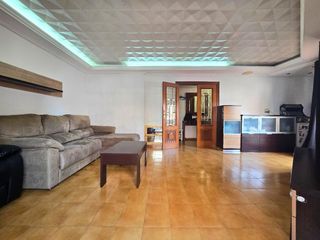 Pis a Pont Nou - Corazón de Jesús. Vivienda de 3 dormitorios zona obispo siuri