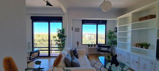 Lloguer Àtic a Centro. Exclusivo ático, junto al parque municipal, con plaza de garaje