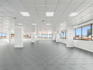 Rent Office space  Carrer fluvià. Oficinas en alquiler en el parque empresarial 22