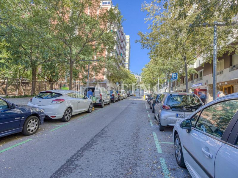 Foto a734cf51-5c75-4629-b7f3-0bce49fd07b6. Aparcament cotxe a Sant Ramon - Maternitat Barcelona