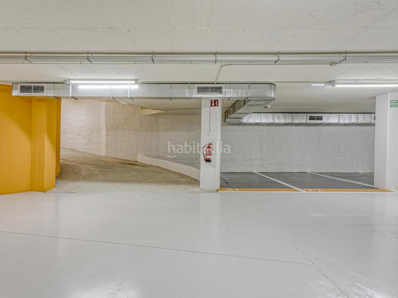 Foto 028ea7dd-afec-49a5-9f26-55ec3218ea7d. Location parking voiture dans carrer alfons xii 10 dans Barcelona