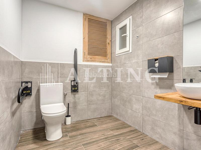 Foto 159cc348-d828-4fb6-b888-3df262cf678c. Lloguer oficina amb calefacció a El Camp d´en Grassot i Gràcia Nova Barcelona