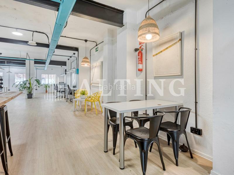 Foto 5ab622cb-1022-420a-bcd2-f5e794a2e54d. Location bureau avec chauffage dans El Camp d´en Grassot i Gràcia Nova Barcelona