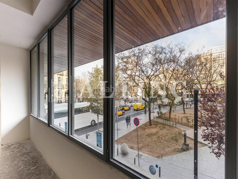 Foto d2c4b354-c731-4585-8131-268e92349e9e. Alquiler oficina espaciosas oficinas en alquiler en plaza lesseps en Barcelona