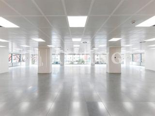 Location Bureau à Barri de les Corts. Oficinas reformadas en alquiler en avenida diagonal