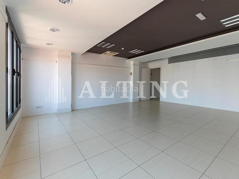 Foto 536bf28a-34ba-4f6b-a4ea-499b10d15d05. Rent office space with heating in Sant Ramon - Maternitat Barcelona