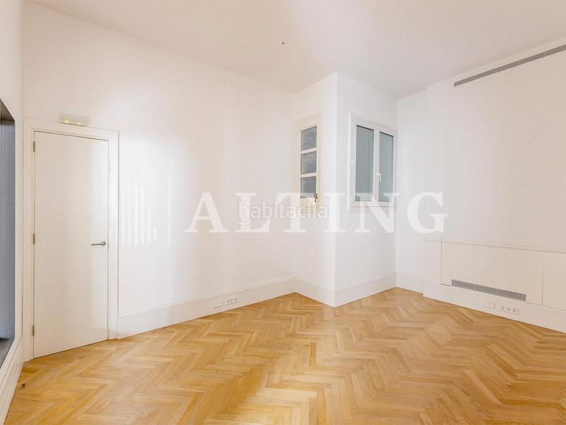 Foto ad7ac4b5-075a-4cc5-8421-1af7a7b11180. Miete büro mit heizung in Sant Gervasi - Galvany Barcelona