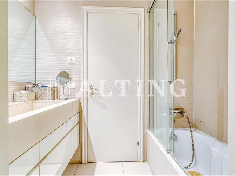 Foto 995ae52b-d469-453b-94f9-9d1fa1a33812. Piso exclusiva vivienda con gran terraza en finca catalogada en Barcelona