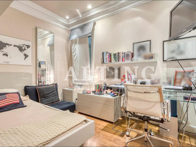 Foto ba481a97-798f-4787-bd64-7b25a6920b40. Piso exclusiva vivienda con gran terraza en finca catalogada en Barcelona