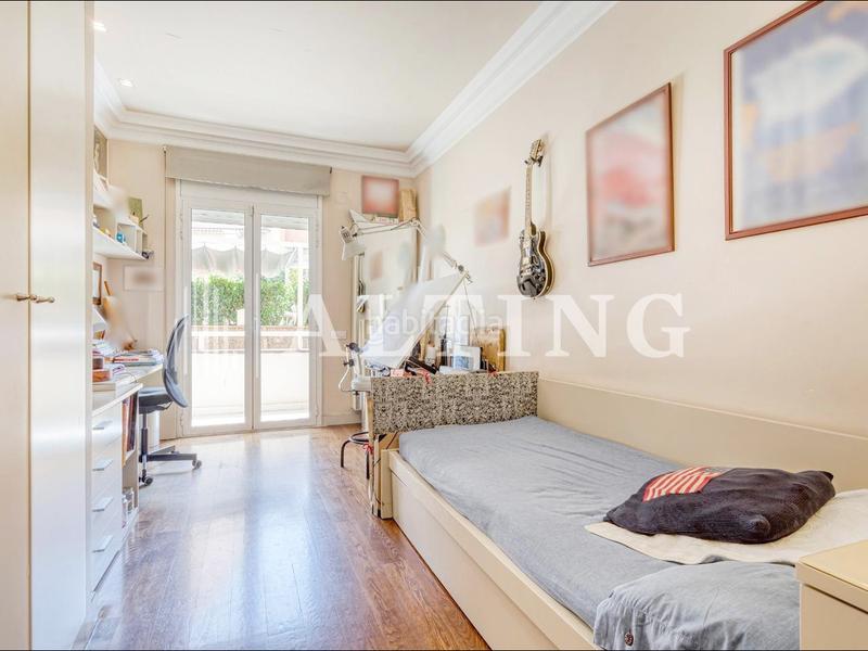 Foto e56c83c9-a4bf-47f8-a360-21bb5e7816de. Piso exclusiva vivienda con gran terraza en finca catalogada en Barcelona