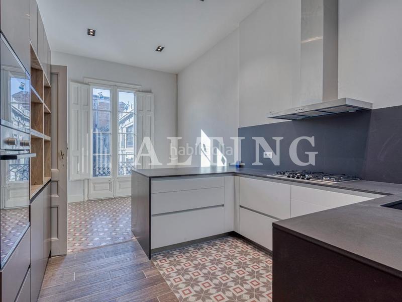 Foto 045253d9-dd94-46d1-b37b-9b66bd970c69. Rent office space with heating in Dreta de l´Eixample Barcelona