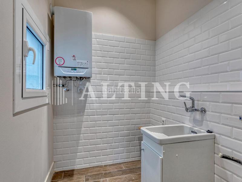 Foto 5c5e0b16-d941-42e4-86f4-cad0f70a0a76. Rent office space with heating in Dreta de l´Eixample Barcelona
