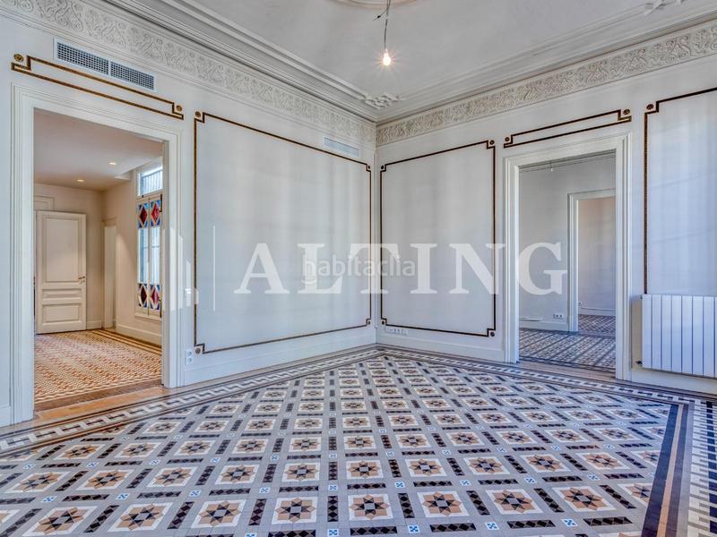 Foto e69c45e9-cc6a-447c-93bb-869e4e3bf07f. Rent office space with heating in Dreta de l´Eixample Barcelona