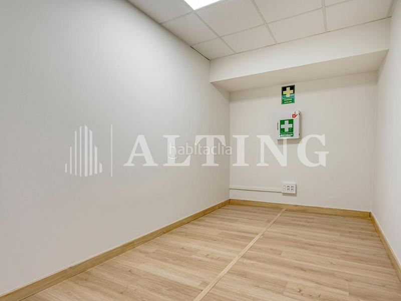 Foto aebaf7bd-aaad-4806-a01b-29fddb575f36. Rent office space in calle travessera de les corts 241 in Barcelona
