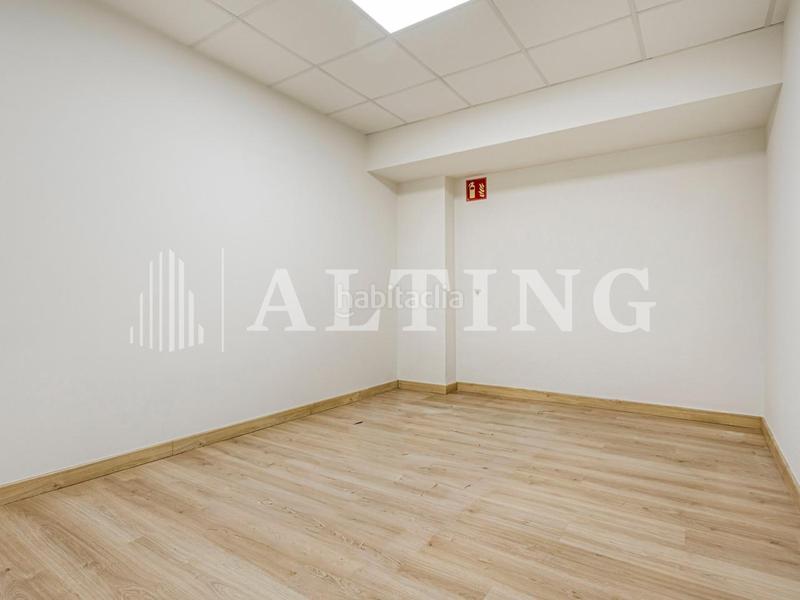 Foto ff8a5346-2096-4a13-8f3d-1b8c7f18d281. Rent office space in calle travessera de les corts 241 in Barcelona
