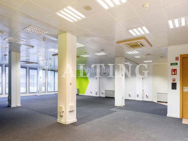 Foto 5473ddae-1607-4282-8847-0ba24cf43b53. Location bureau avec chauffage dans Dreta de l´Eixample Barcelona