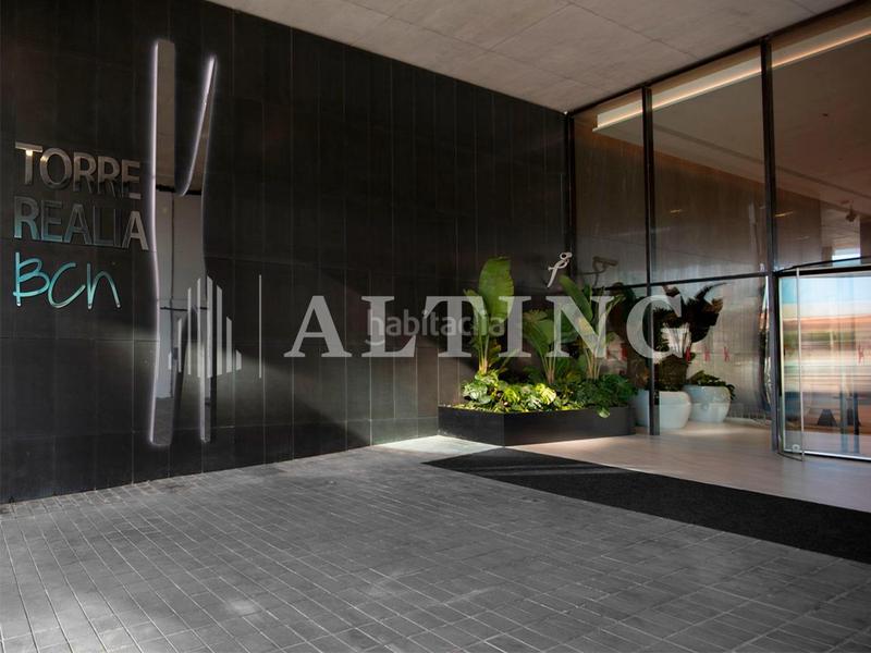 Foto e8450795-b184-42f9-b903-3be8a8b7fd7b. Alquiler oficina magníficas oficinas en alquiler en el edificio torre realia en Hospitalet de Llobregat (L´)