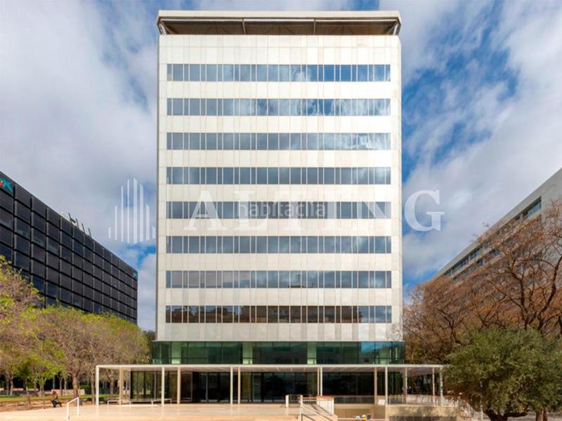 Foto a98e69fb-75aa-4d34-ba3d-fe5131168943. Rent office space with heating in Barri de les Corts Barcelona