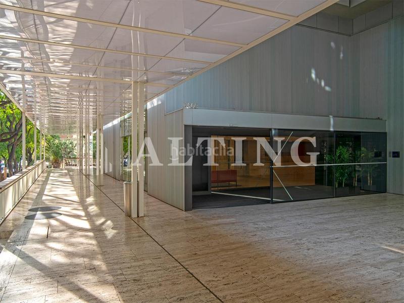 Foto 28b9f019-f198-4b9f-bb2e-5324daf85c77. Rent office space with heating in Barri de les Corts Barcelona